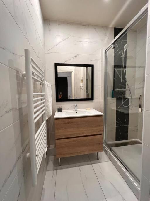 Appartement 15Min De Paris Drancy Kültér fotó